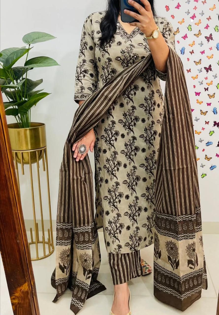 Kurti with Pant & Dupatta - Image 2