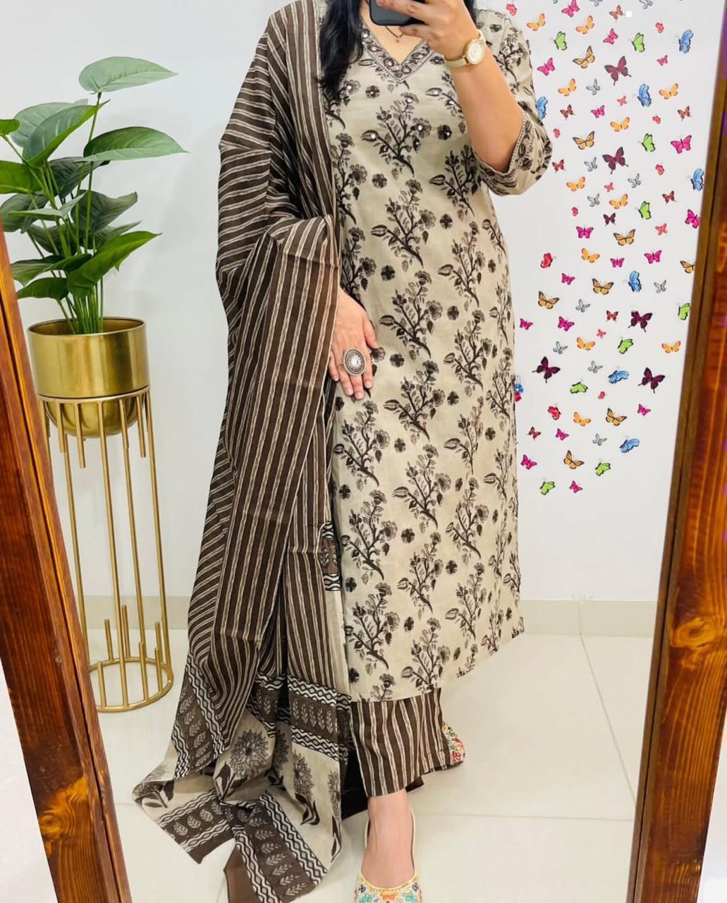 Kurti with Pant & Dupatta - Image 4