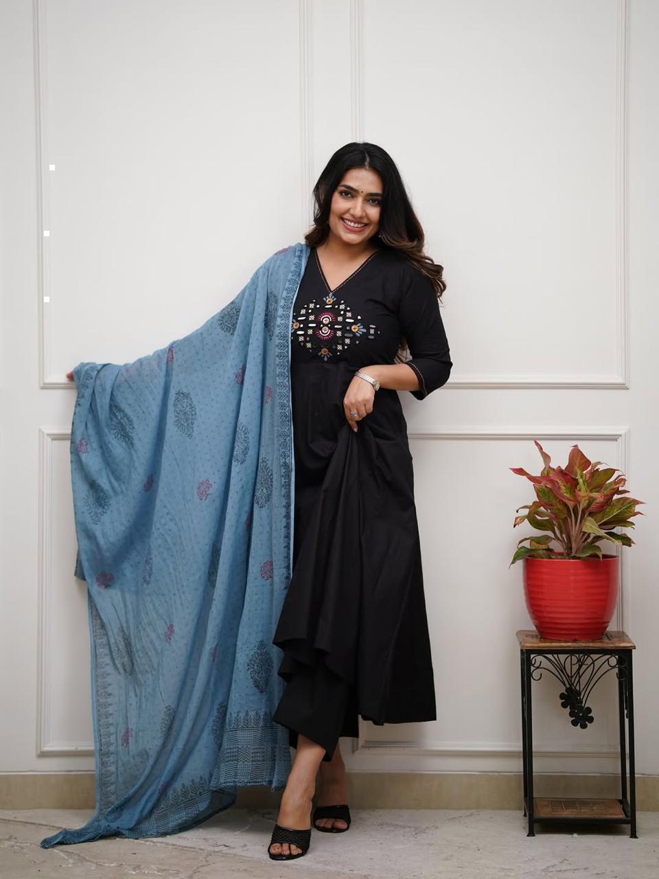 Anarkali Suit - Image 2